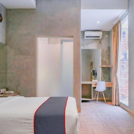 Hotel Collection O 31 The Batik Bed And Coffee Bandung Zewnętrze zdjęcie