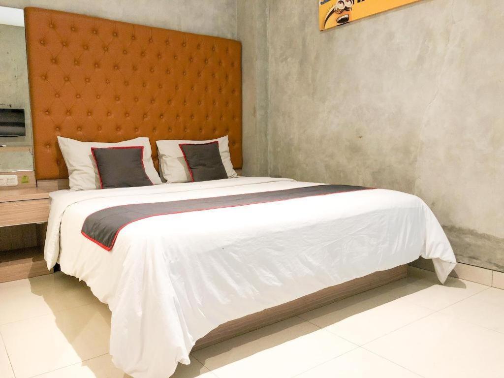 Hotel Collection O 31 The Batik Bed And Coffee Bandung Zewnętrze zdjęcie